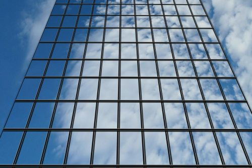 janela-de-vidro-em-brusque